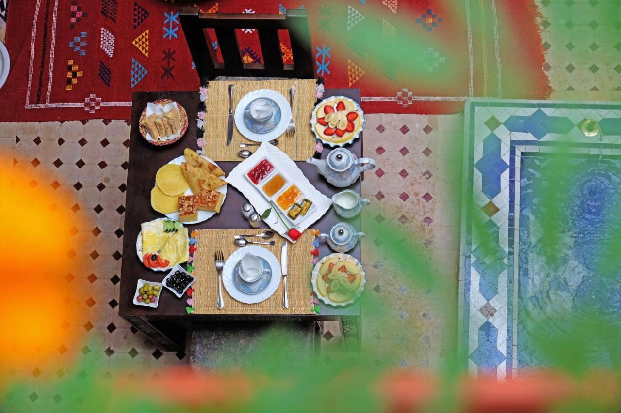Bed and breakfast Zanouba 3*